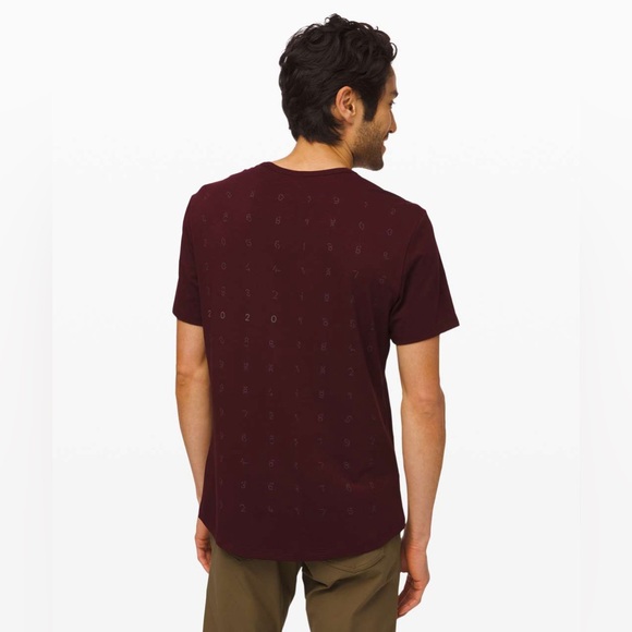 Lululemon Men’s ✨EUC✨5 Year Basic Tee *Lunar New Year 🌒Garnet Red🪩RARE 2020 - Picture 7 of 14